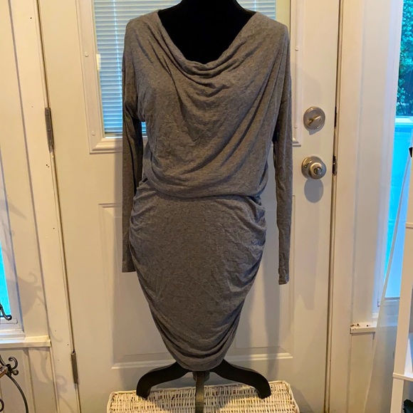 ATHLETA DRESS LONG SLEEVE - Picture 2 of 7